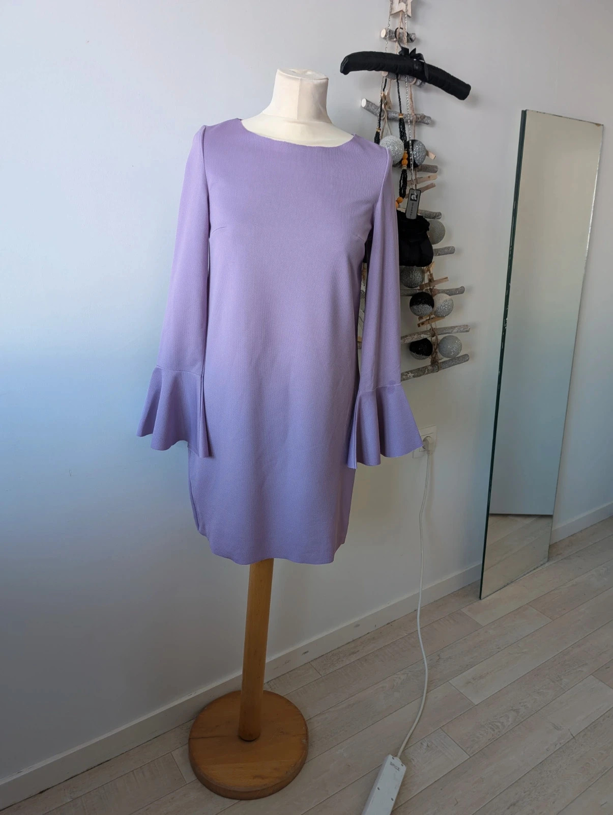 Robe couleur parme / lilas Taille 34 chez Amisu – Amisu – taille XS / 34 / 6 3