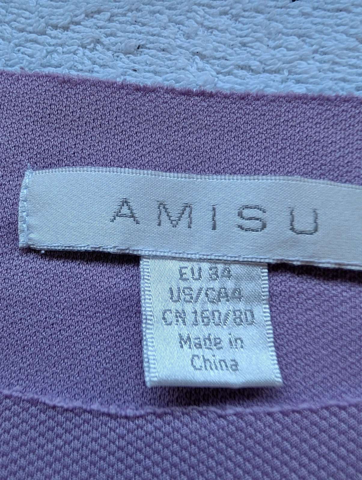 Robe couleur parme / lilas Taille 34 chez Amisu – Amisu – taille XS / 34 / 6 5