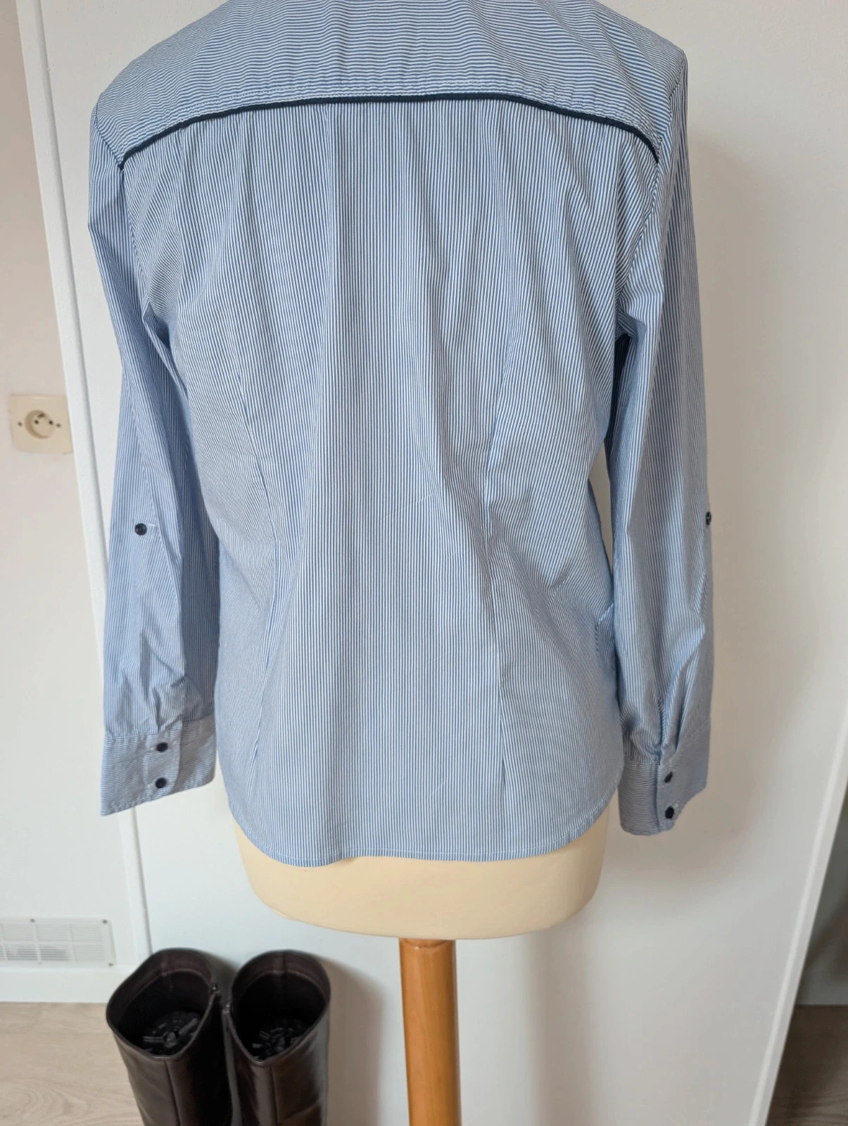 Chemise femme ceintrée Neuve Taille 40 – Gémo – taille L / 40 / 12 5