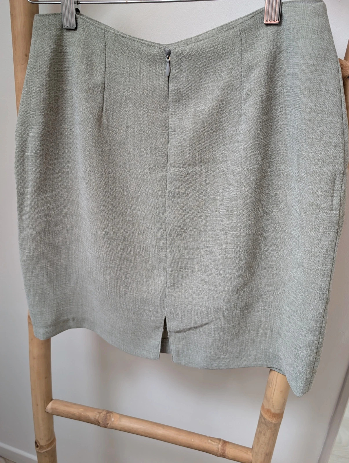 Jupe courte grise / Taille 42 / Cache cache – Cache Cache – taille XL / 42 / 14 2