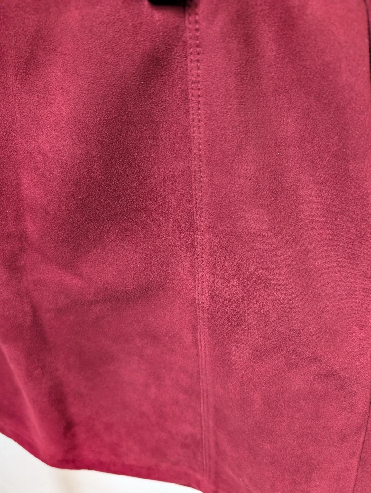 Jupe mini effet Daim bordeaux Taille 38 Cache cache – Cache Cache – taille M / 38 / 10 4