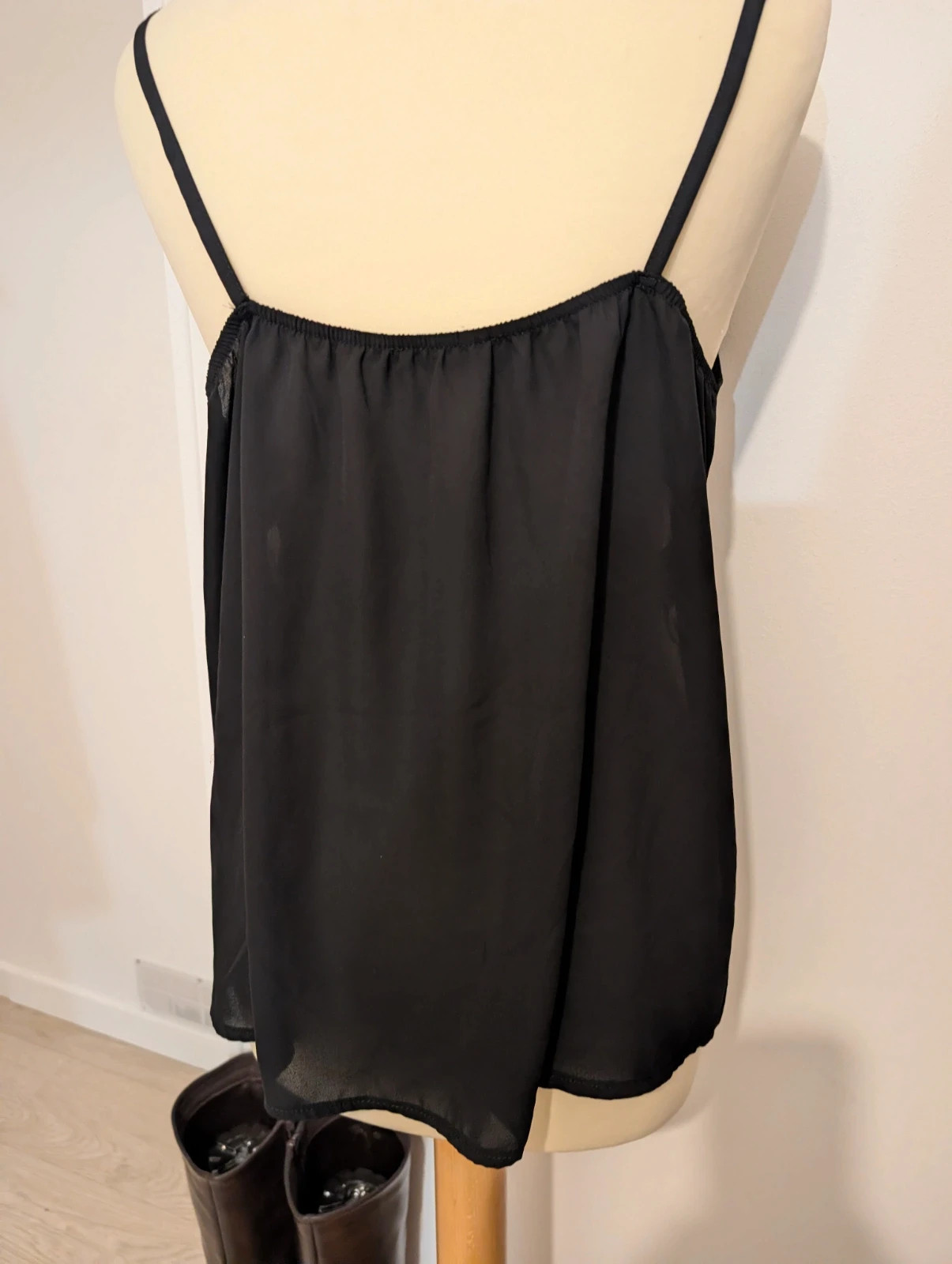 Débardeur effet satiné noir et blanc motig / Taille 40 – Agathe Velmont – taille L / 40 / 12 4