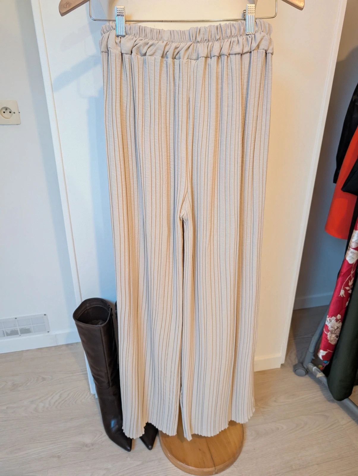 Pantalon palazzo beige plissé ample TU