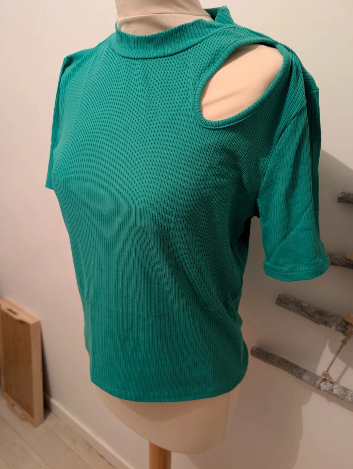 Haut vert Taille L Kiabi