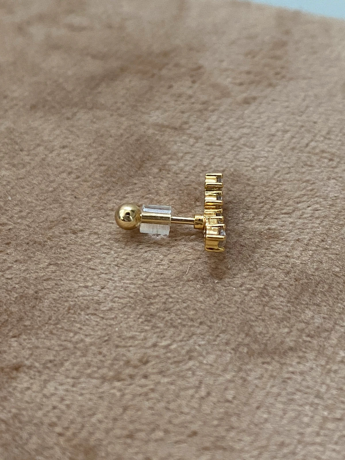 Piercing à vis pour oreille – BE YOURSELF 4