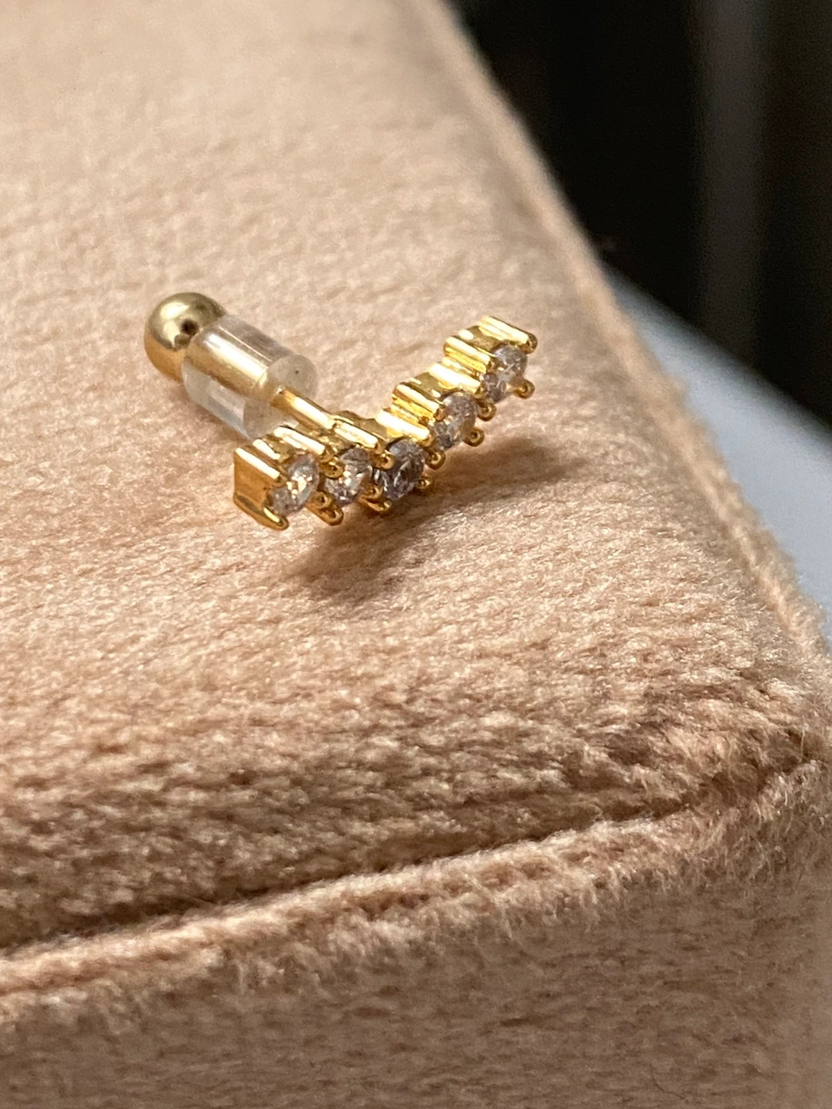 Piercing à vis pour oreille – BE YOURSELF 2