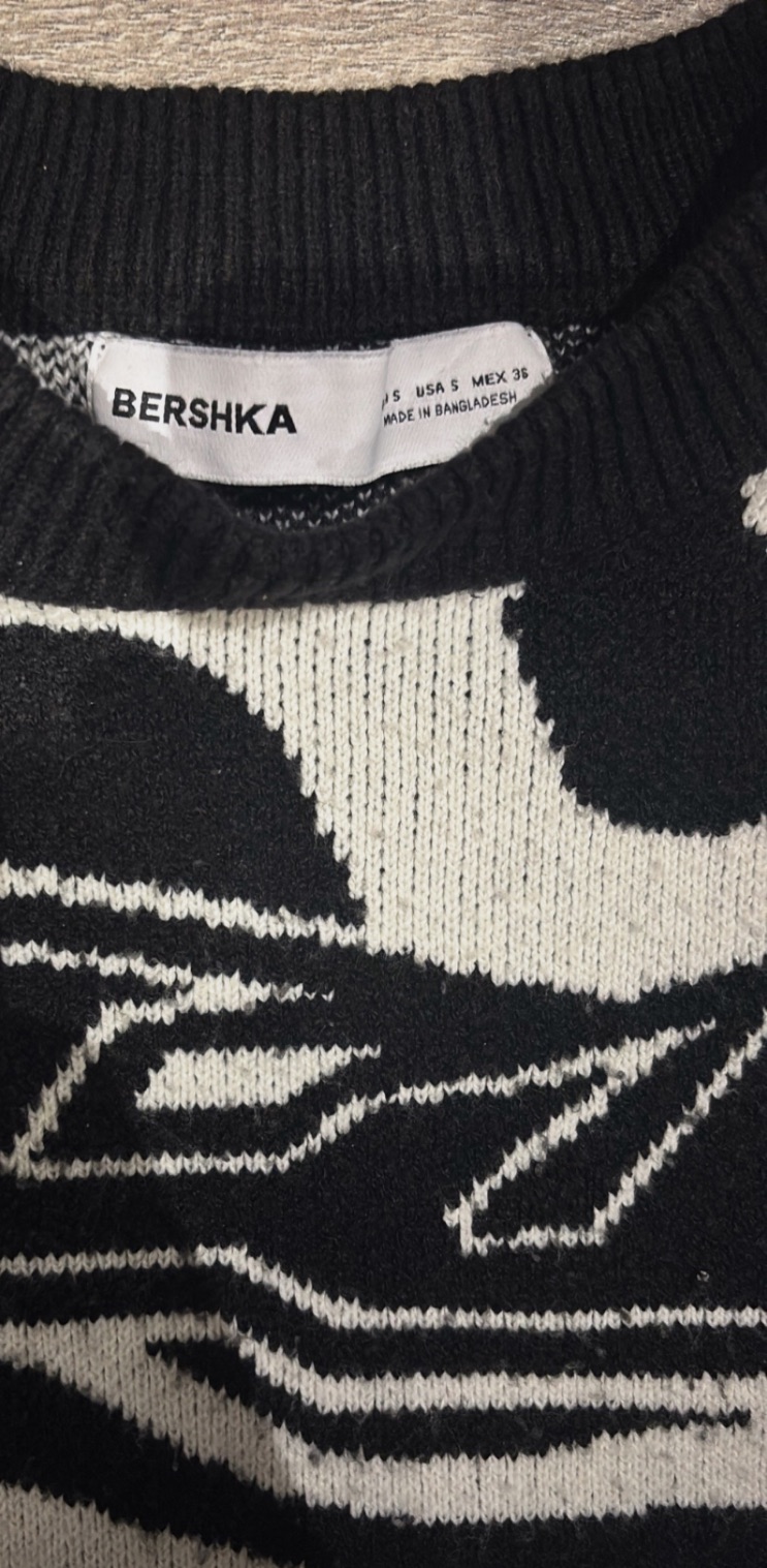 Bershka pull maille graphique noir blanc S – Bershka – taille S 3
