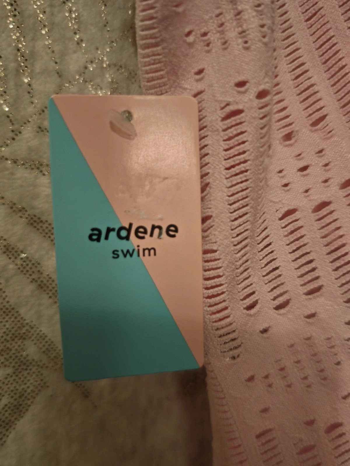 Maillot de bain 1 pièce Ardene rose texturé – Neuf avec étiquette – Taille S – ardene – taille S / 36 / 8 4