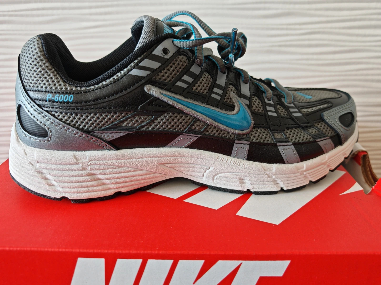 Baskets Nike – Neuves – Pointure 38,5