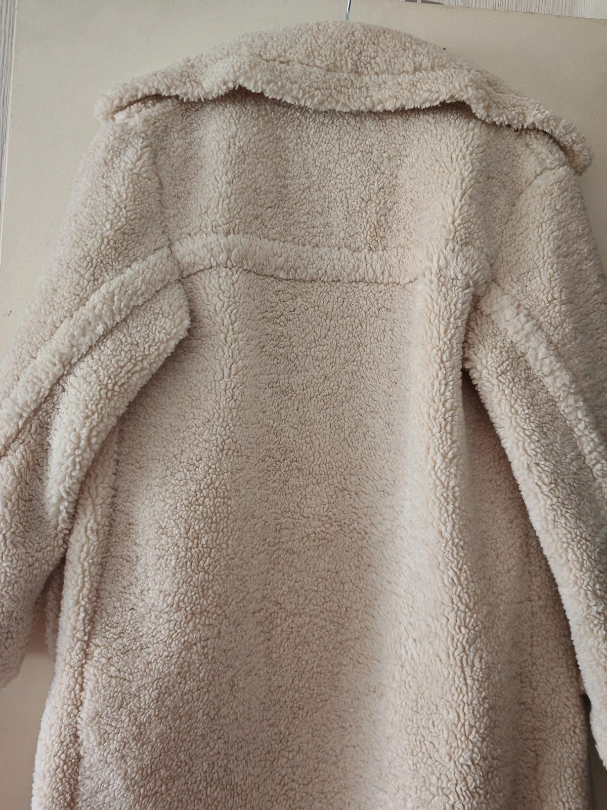 Manteau Teddy Zara écru / beige XS – Long, très chaud, effet mouton – Zara – taille XS 5