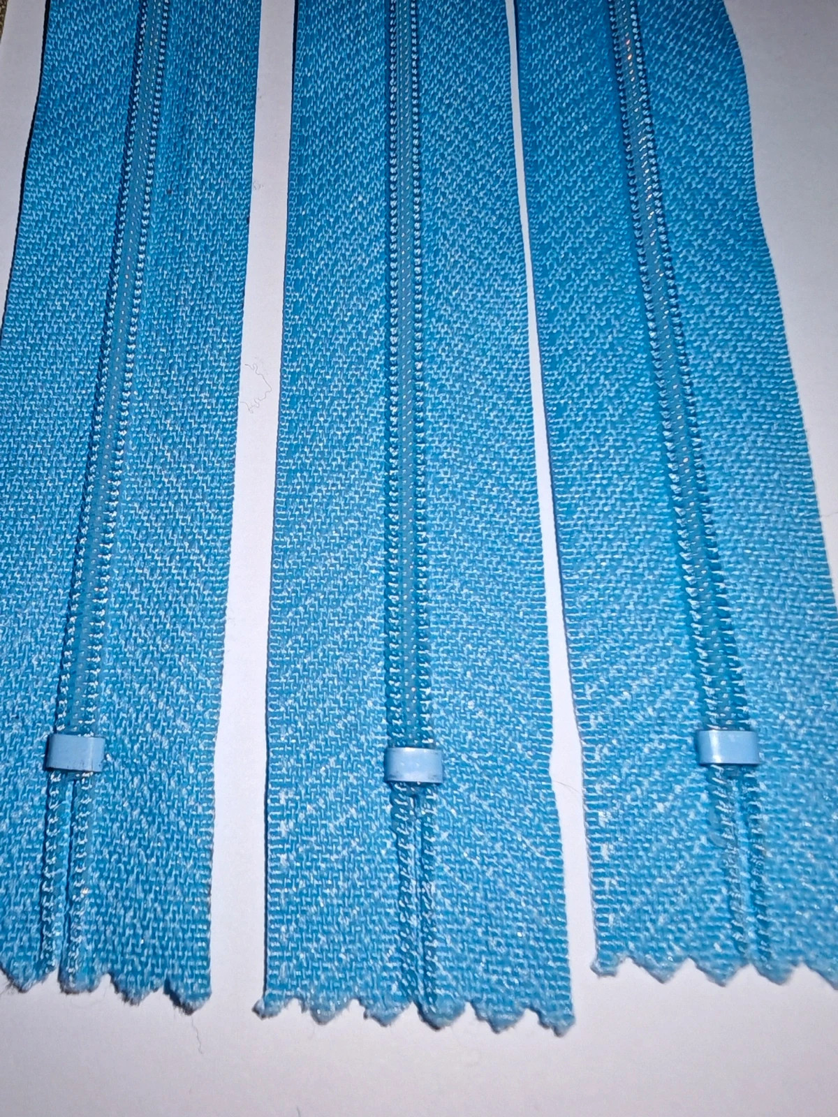 6 fermetures éclair invisibles 20 cm – Kaki & Bleu ciel – Neuves 5