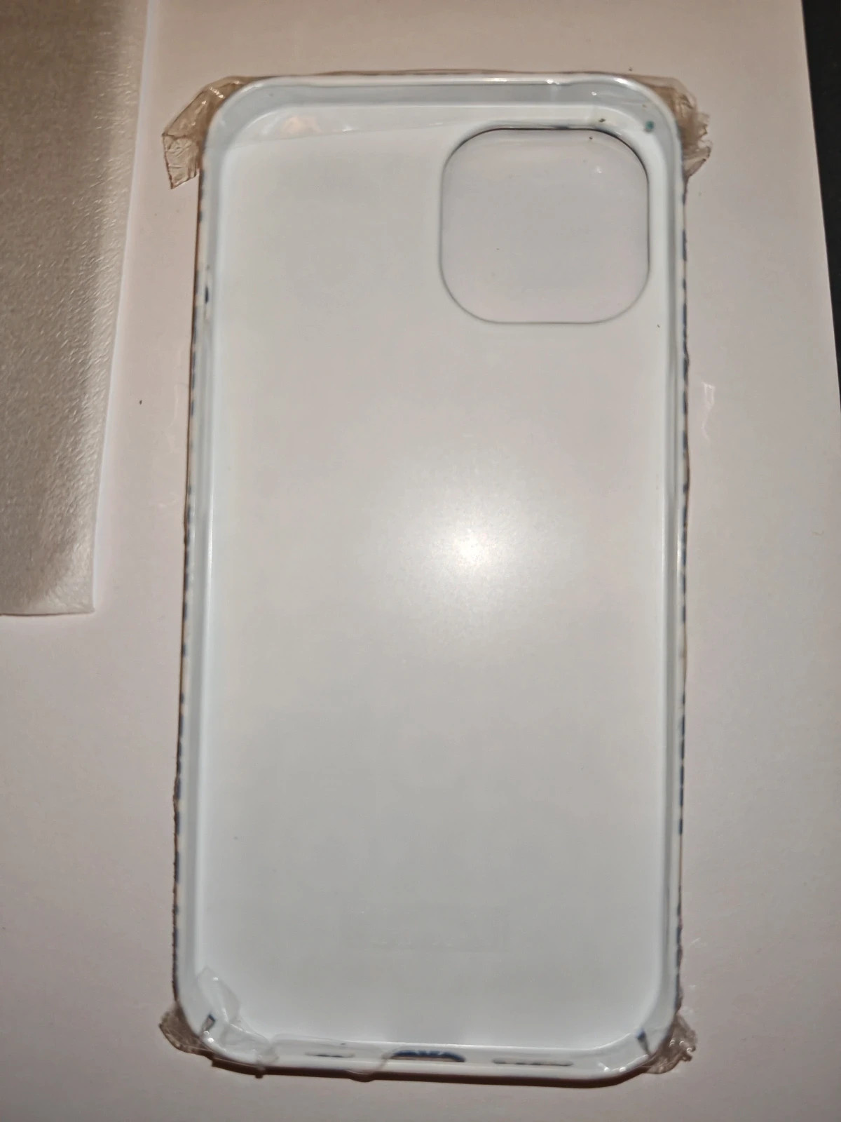 Coque iPhone 15 + Vitre de protection confidentialité – Neuves – Case 3