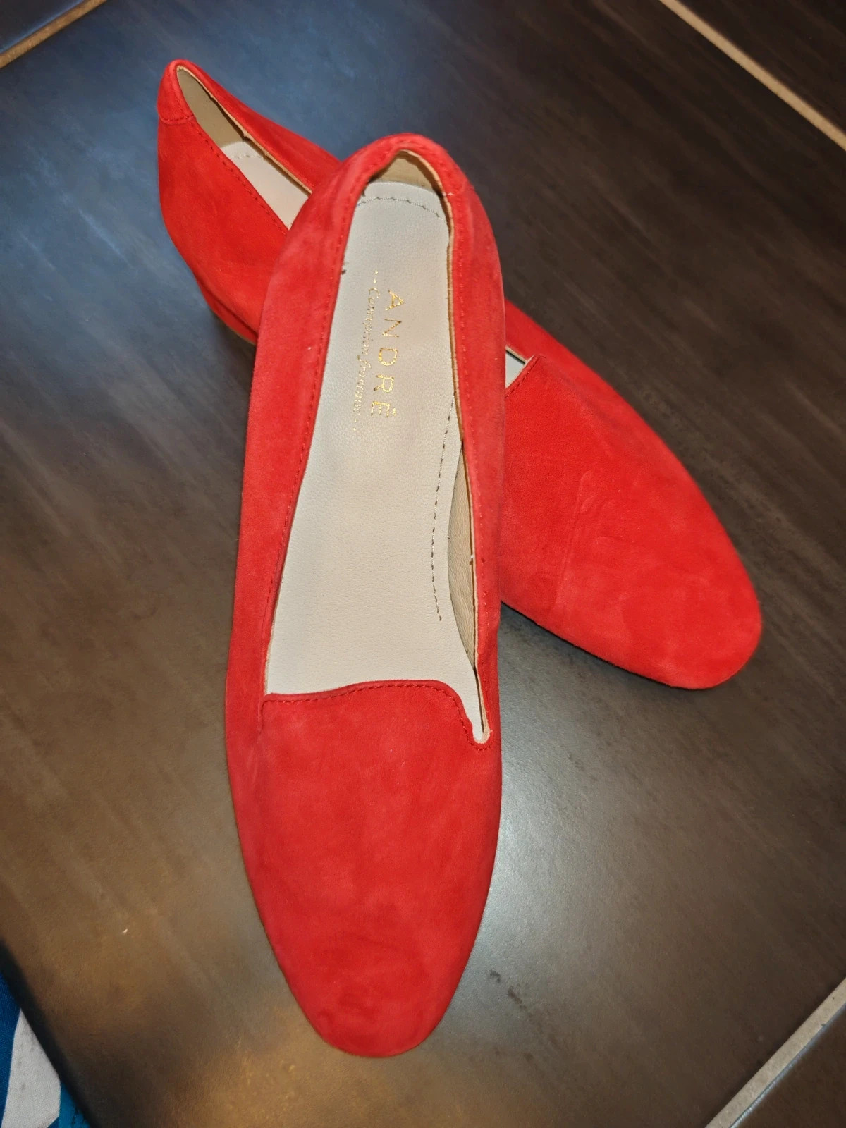 Mocassins André en cuir velours rouge – T.39 – Neufs – André – taille 39 2