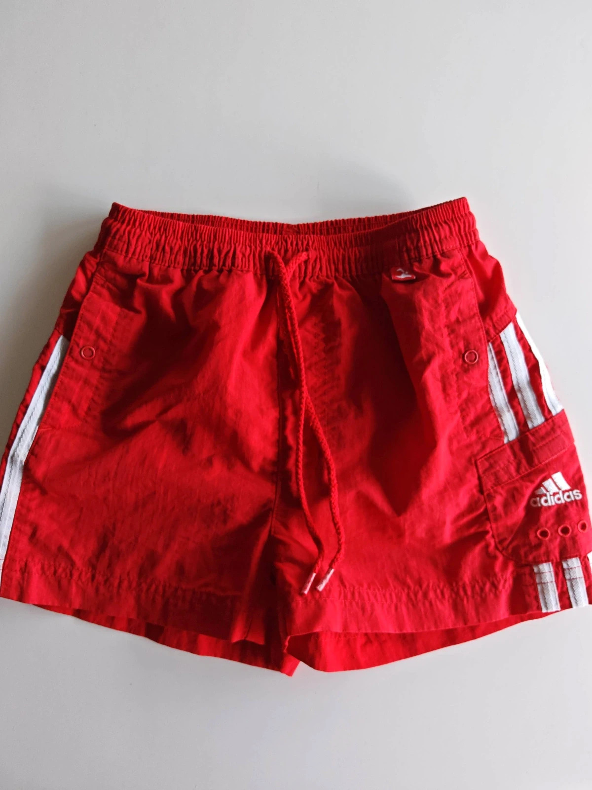 Magnifique short de bain Adidas rouge 6 ans– Garçon