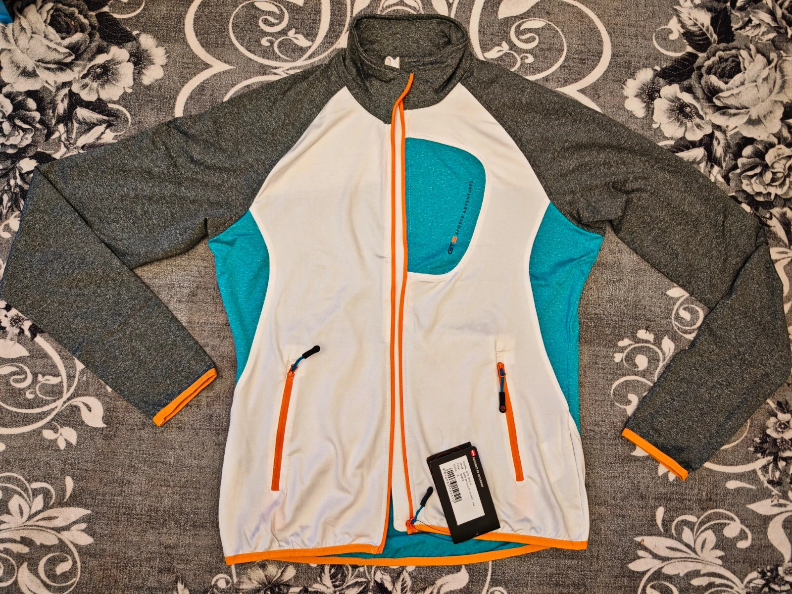 Veste GTS Sports Taille S neuve avec étiquette.