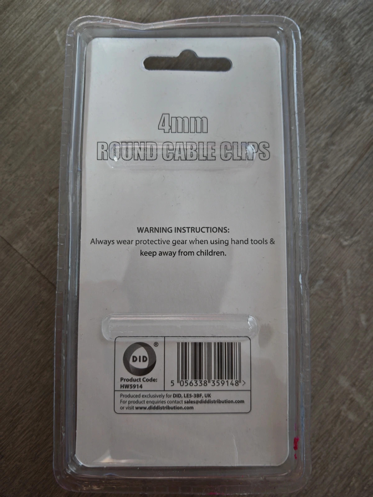 Lot d'environ 110 attaches serre-câbles 4 mm avec clous – Neuves 2