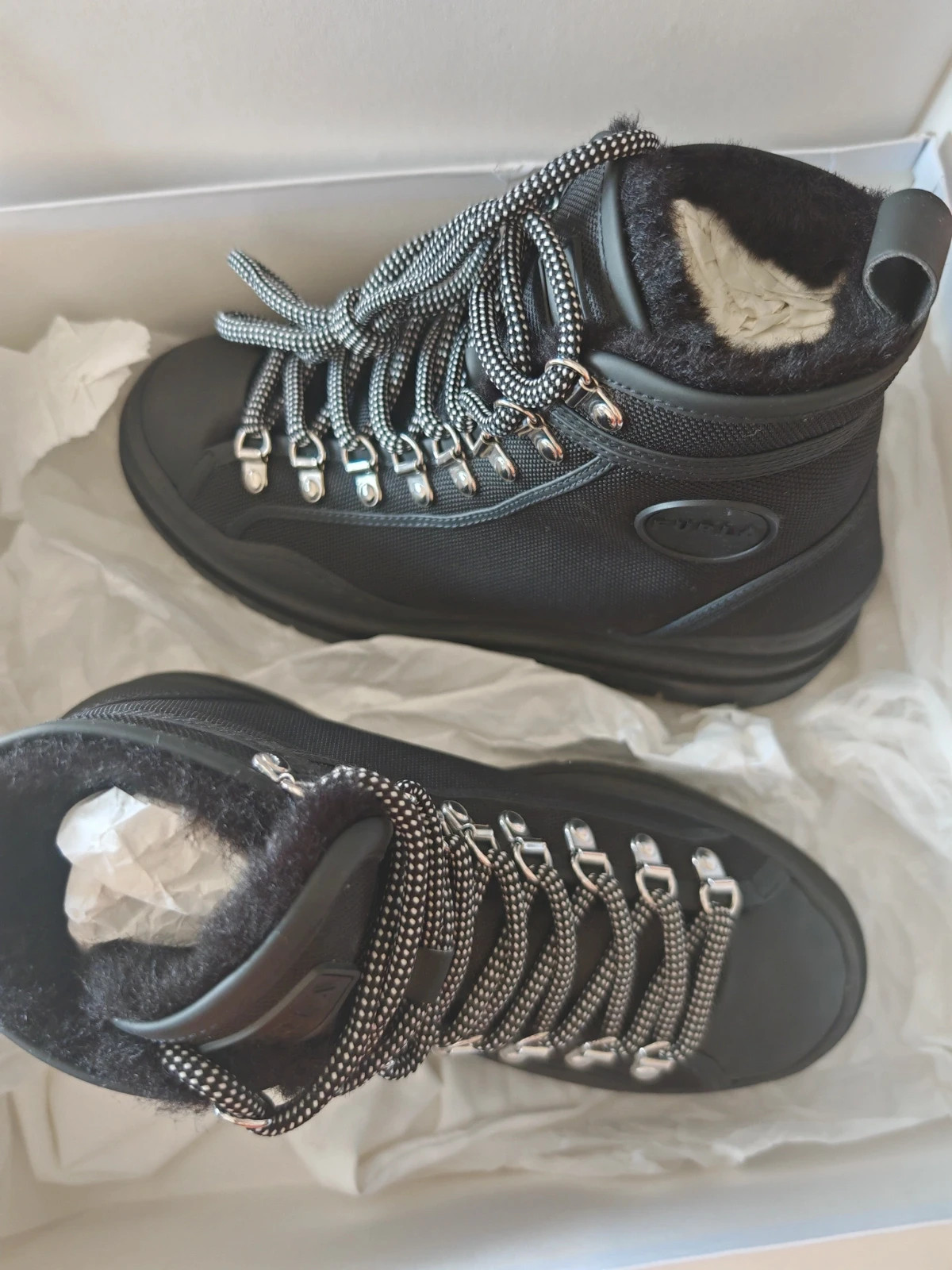 Bottines Furla noires fourrées – Furla – taille EU 38 2