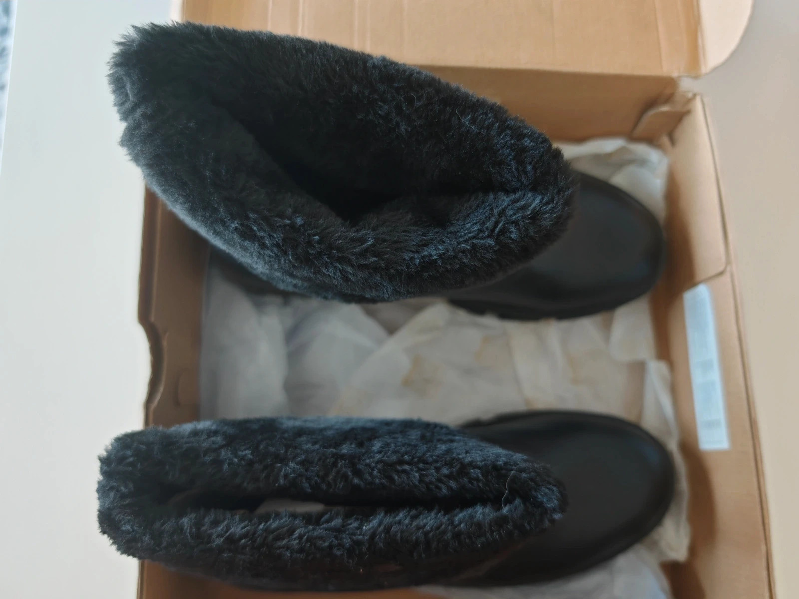 Bottines Bata noires fourrées – semelle épaisse – T40 – Bata – taille 40 4