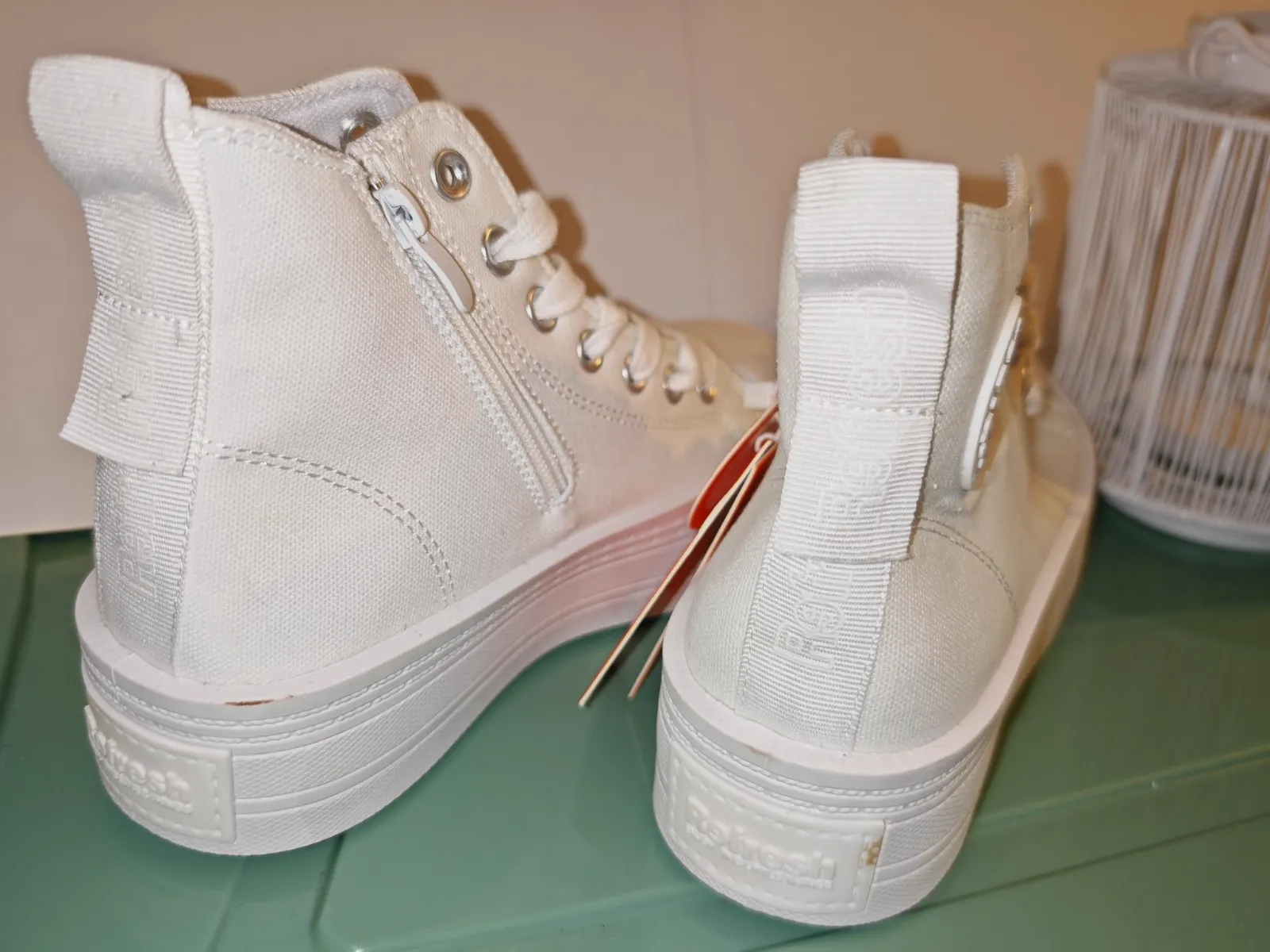 Baskets montantes plateforme Refresh blanches – Refresh – taille EU 38 7