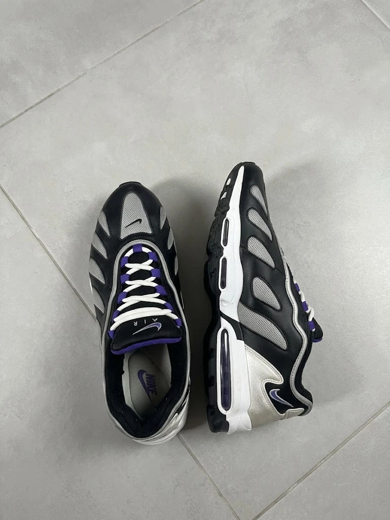 Nike Air Max Tailwind IV 4 - Noir/Argent/Violet