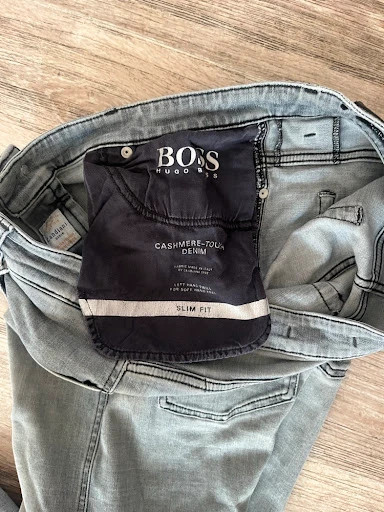 Jean Slim Fit BOSS "Delaware" Gris – Denim Candiani / Cashmere-Touch – Hugo Boss – taille W36 | FR 46 4