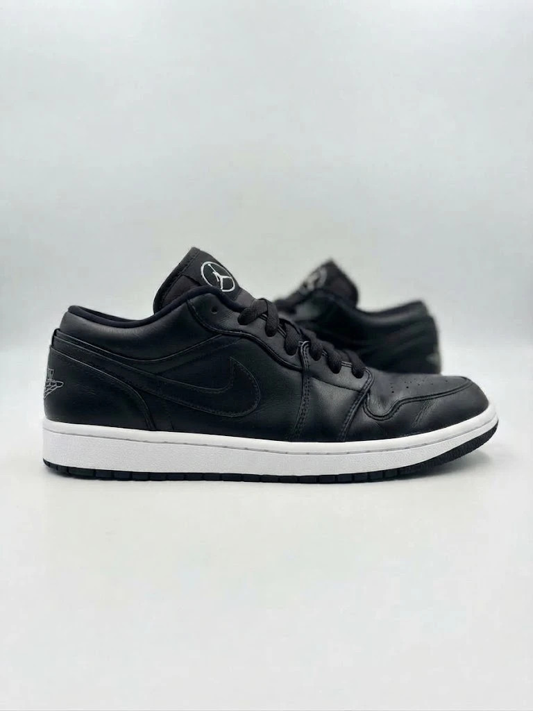 Air Jordan 1 Low Black / Triple Black – Nike – taille 45 4