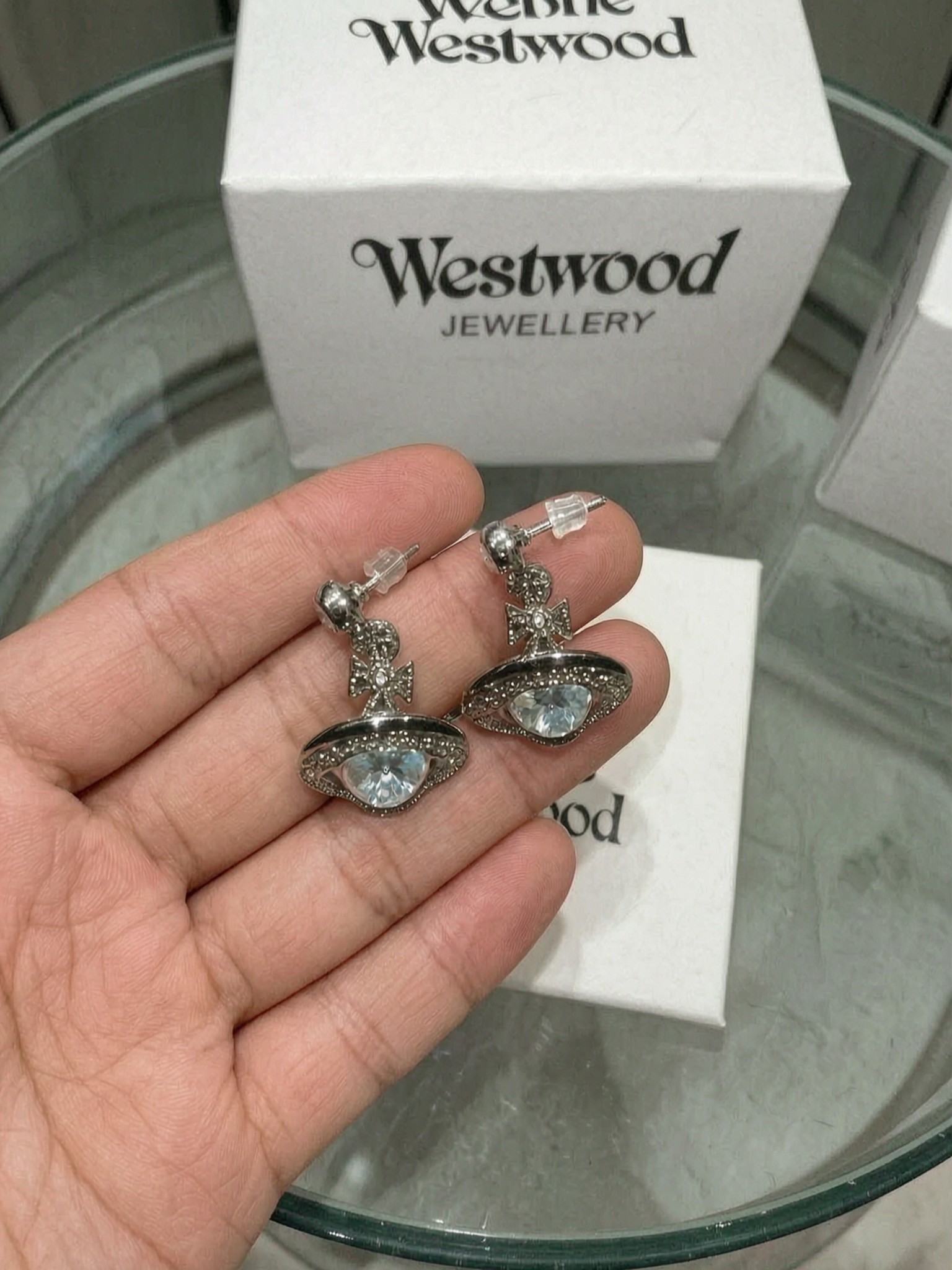 Boucles d'oreilles pendantes strass 2
