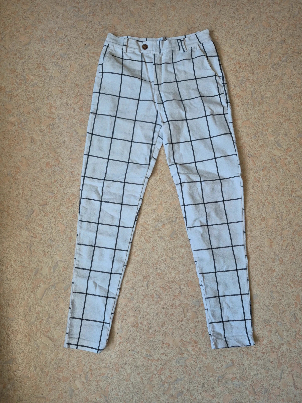 Pantalon Chino Frilivin à carreaux – Frilivin – taille M 2