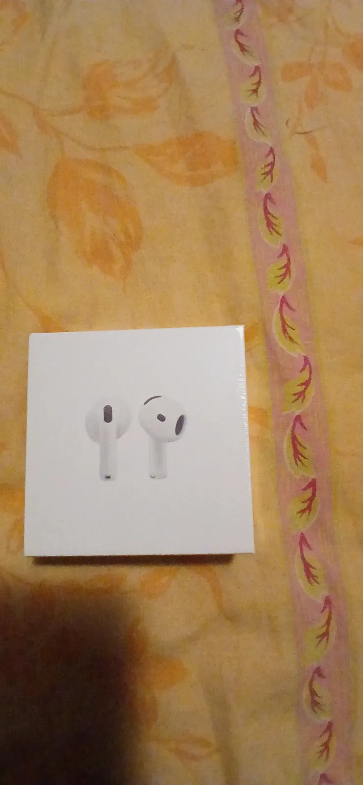 Écouteurs sans fil Apple AirPods 4 neufs – Apple 2