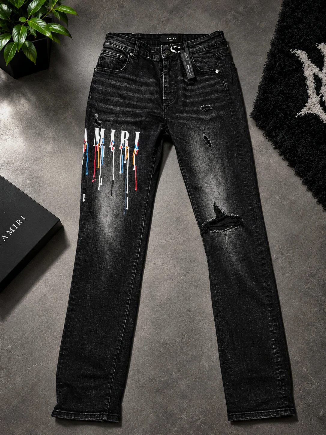 Amiri Jeans