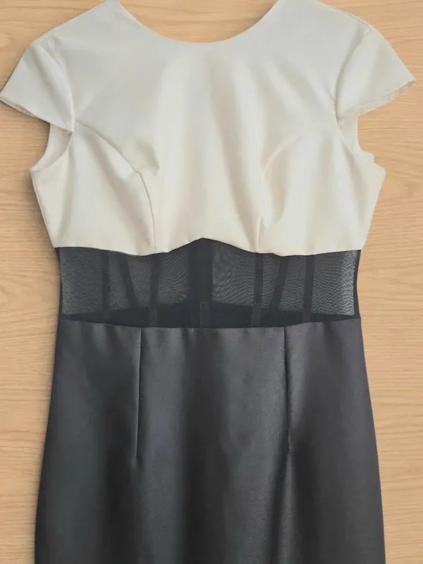 Vestido corto bicolor Carher By Her – Carher By Her – taille M 2
