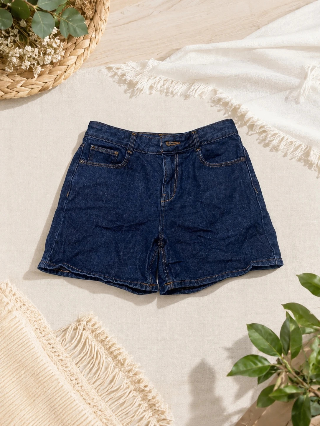 Short bleu foncée