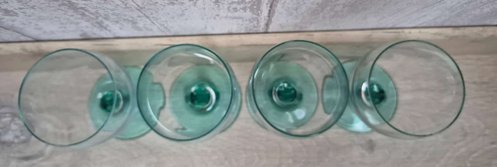4 verres à pied , 12 cm de haut , 6 cm de diamètre / MD571 – luminarc 3