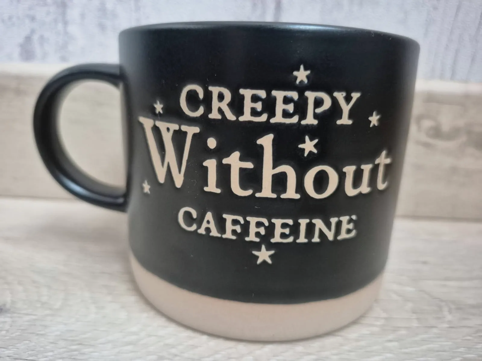 Belle tasse de 9 cm de haut , 9,5 cm de diamètre / MD605