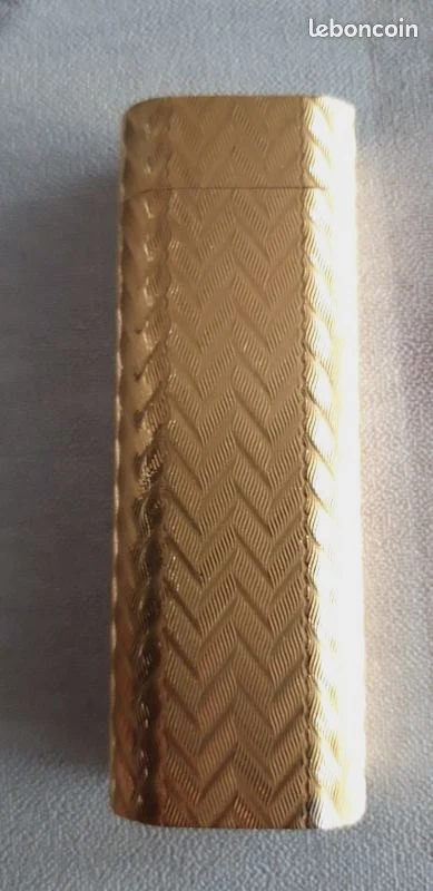 Briquet Cartier Gold Plated 90's / MD18