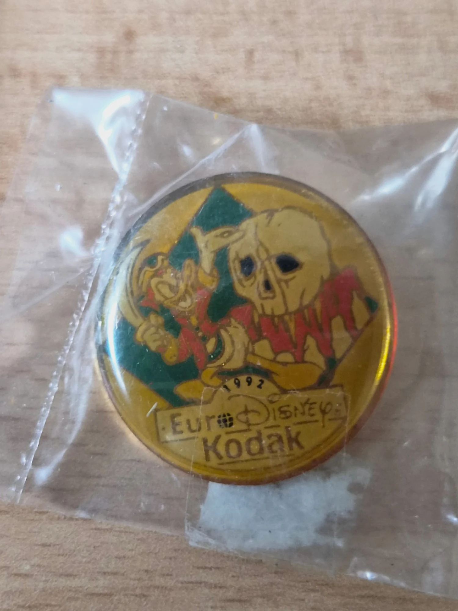 Pin's donald Eurodisney Kodak / Disney 1992 / MD211