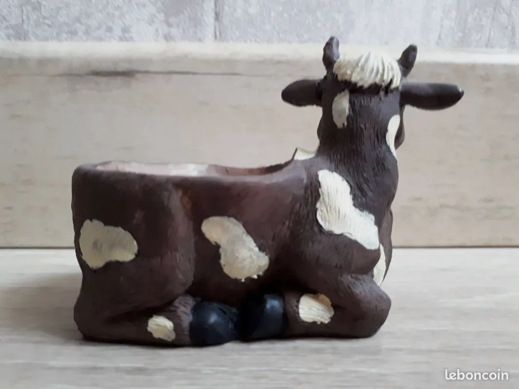 Coquetier vache marron et blanc / MD537 – sans 2