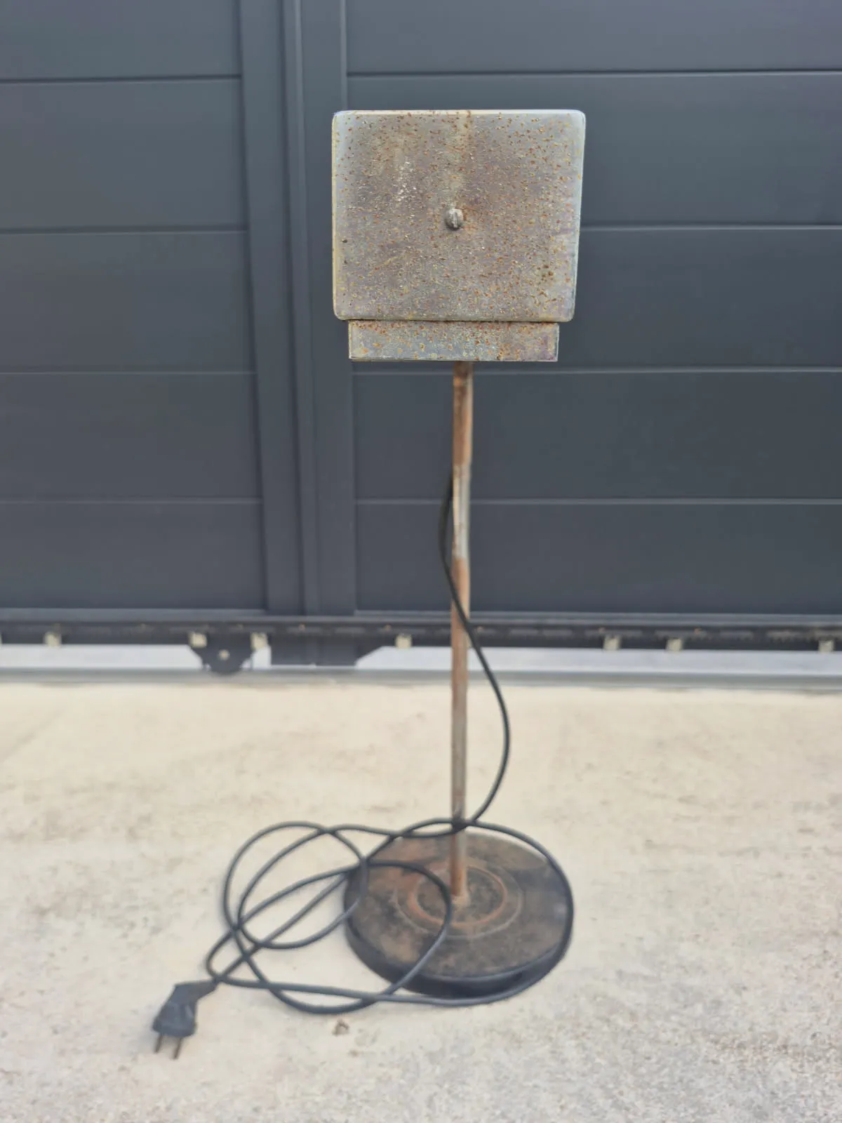 2 Lampes de bureau vintage années 70 – design industriel A rénover/ MD1481 – sans 8