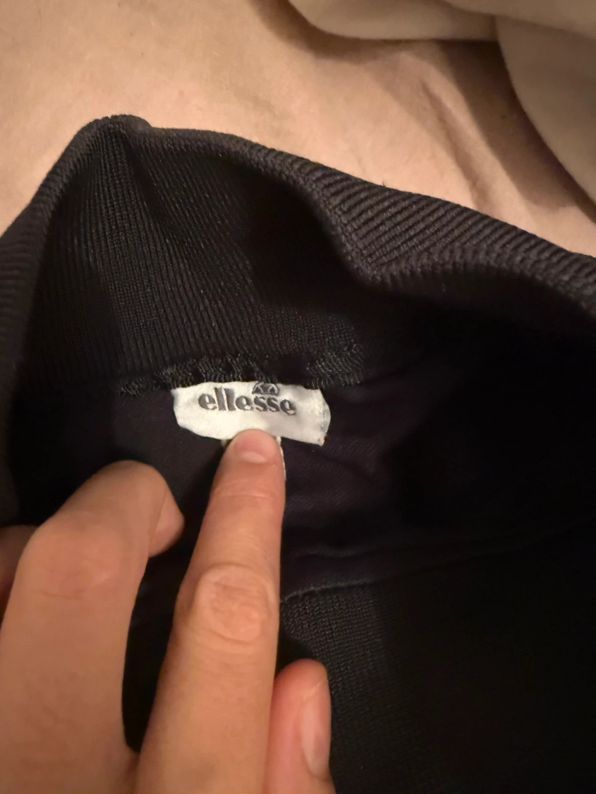 Veste noir – Ellesse – taille XS / 34 / 6 2