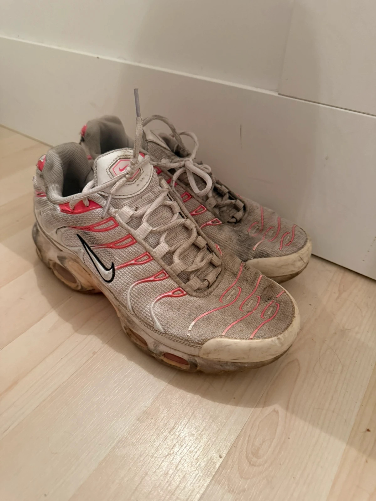 Chaussures – Nike – taille 39 2