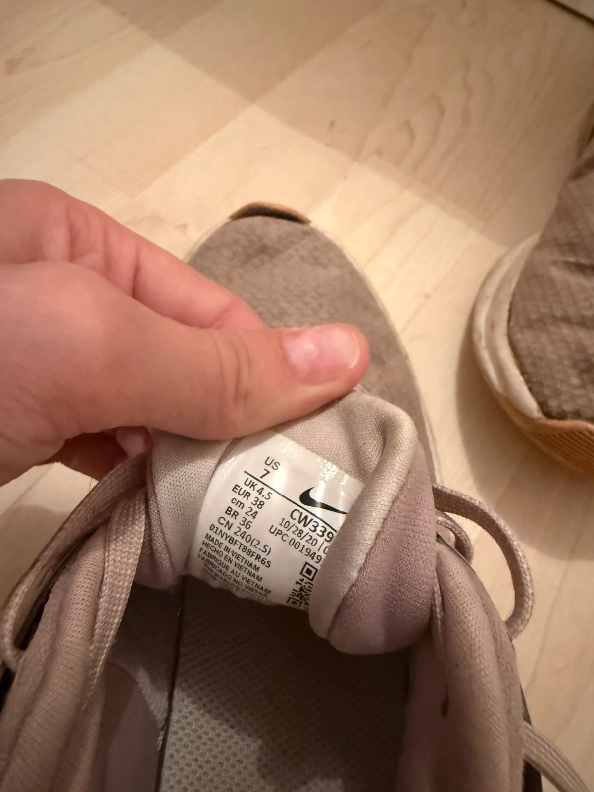 Chaussures – Nike – taille 39 5