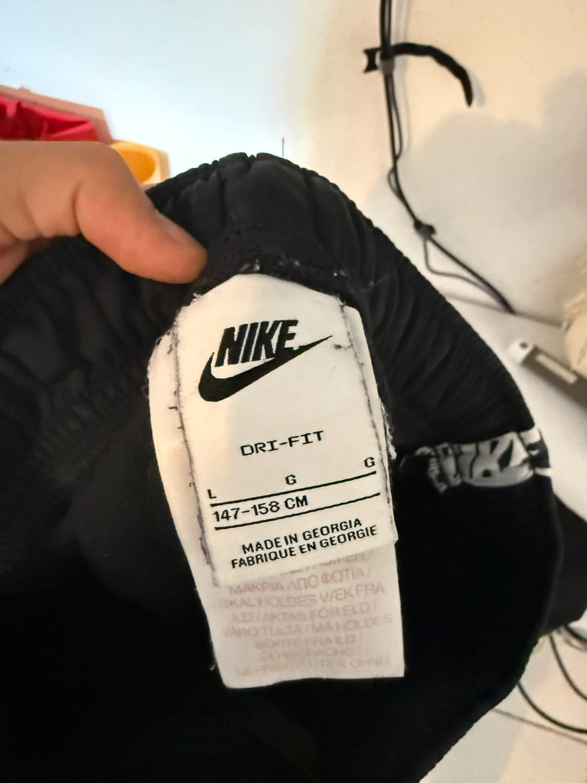 Jogging – Nike – taille 11 ans / 146 cm 4