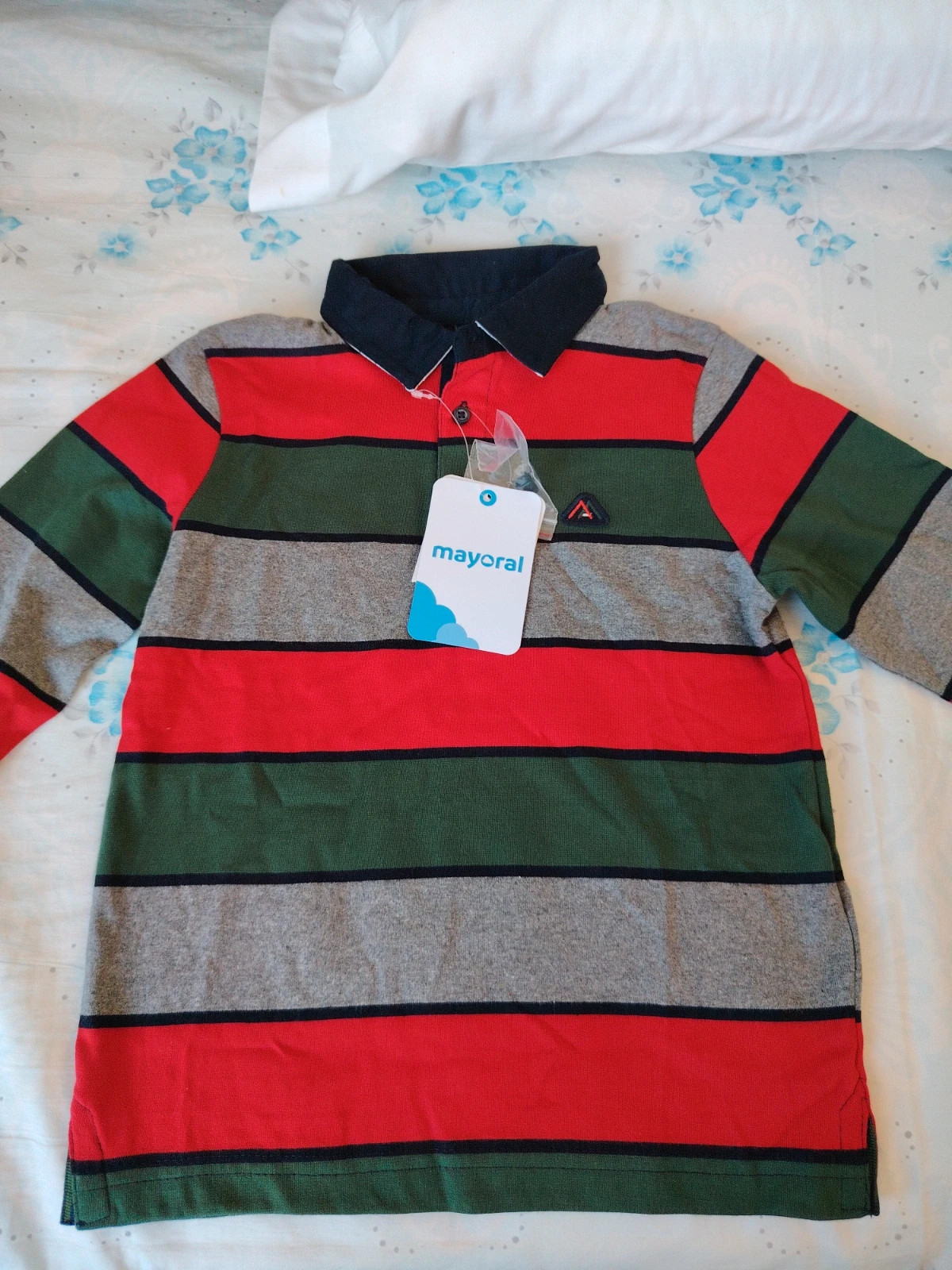 Polo Mayoral rayas niño Talla 5 años 110 cm Nuevo con etiquetas