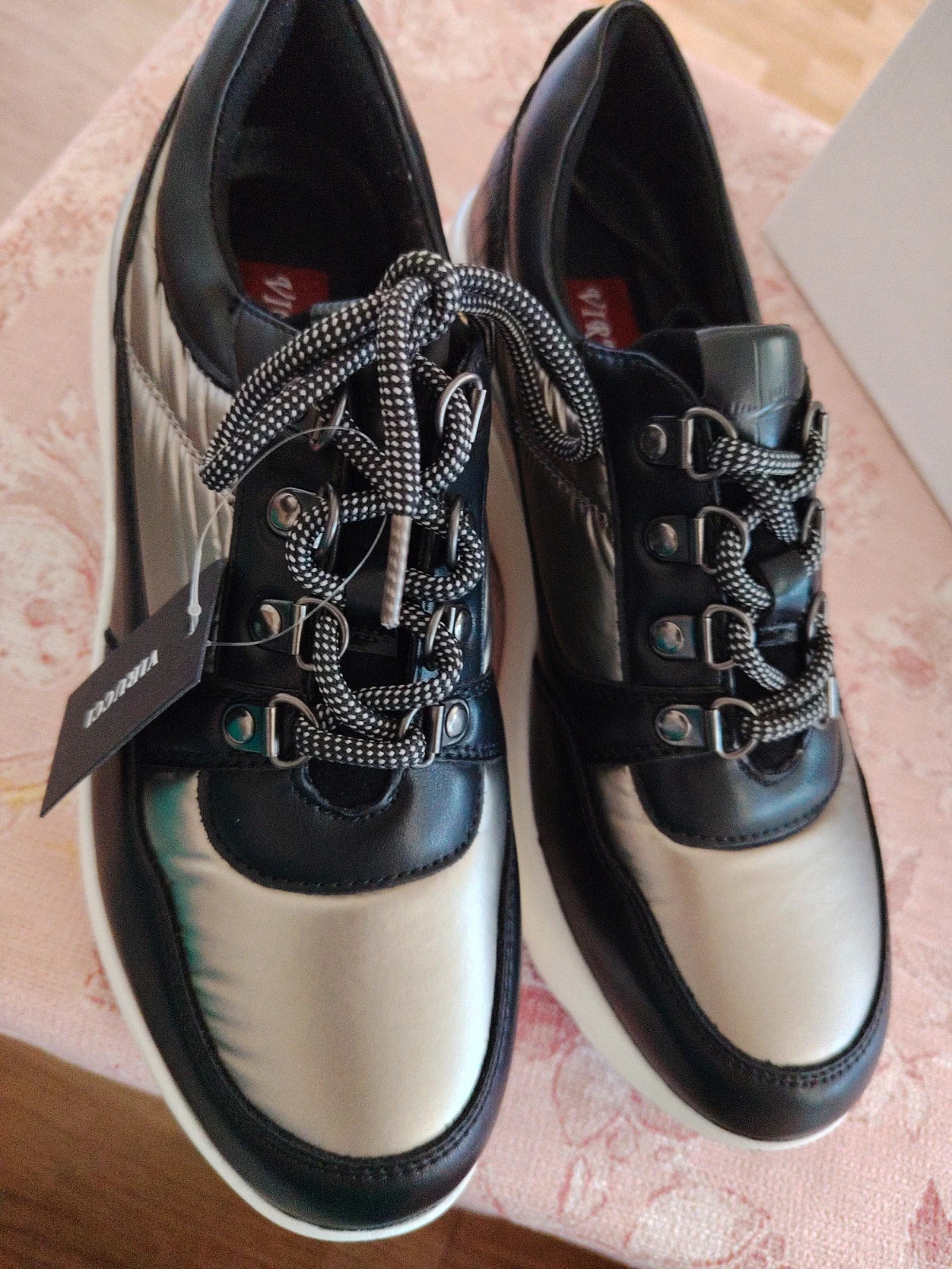 Zapatillas Virucci negras y metalizadas - Talla 39 – Virucci – taille 39 3