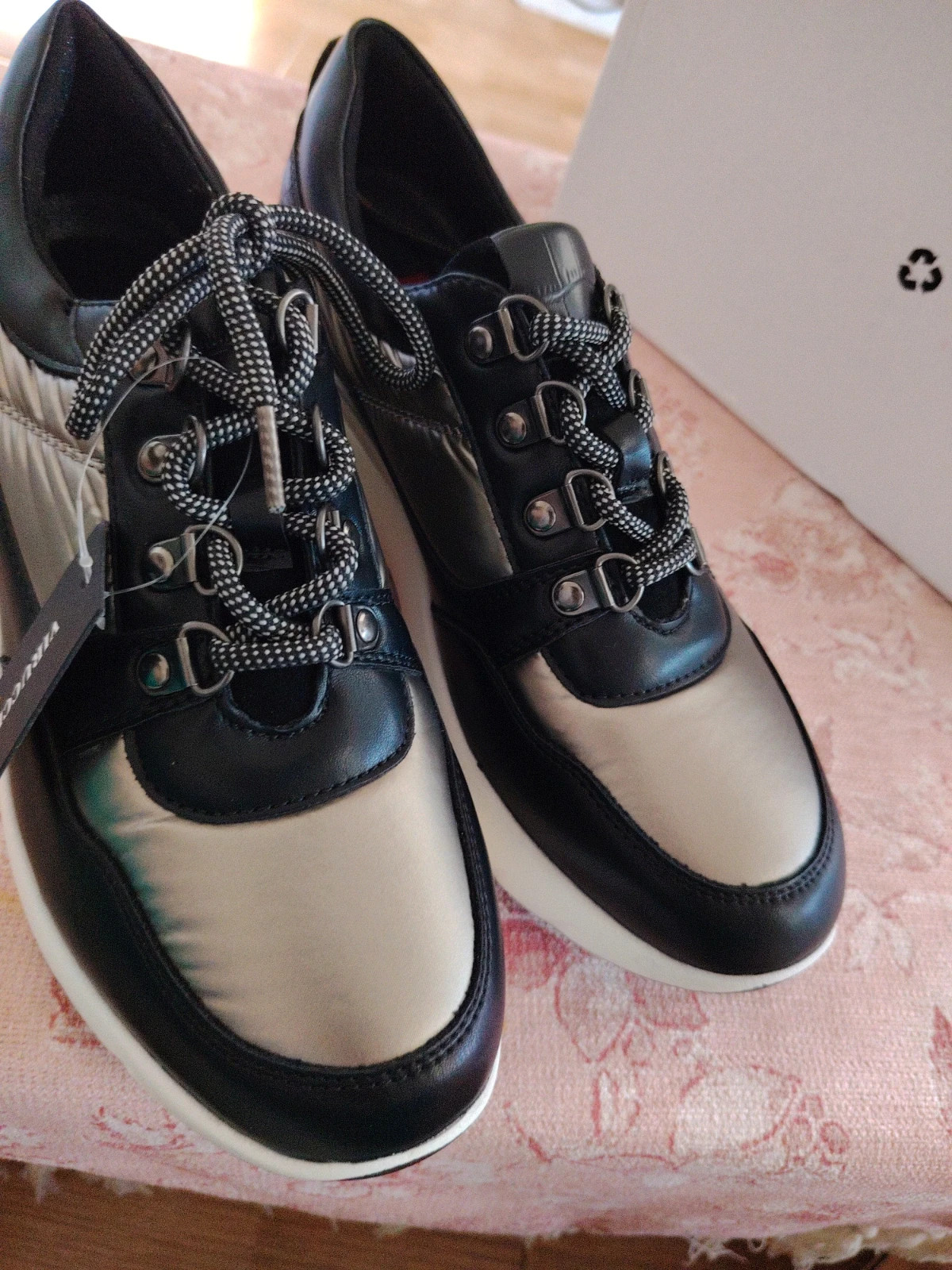 Zapatillas Virucci negras y metalizadas - Talla 39 – Virucci – taille 39 2