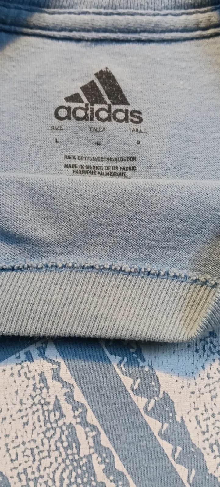 T-shirt bleu ciel Adidas à grand logo – Adidas – taille L 3