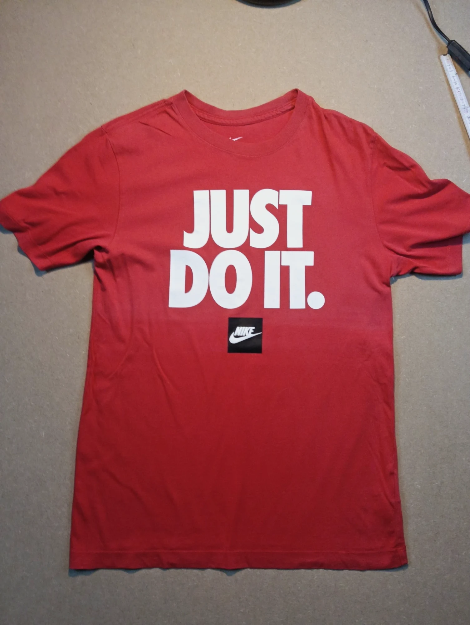T-shirt rouge Nike Just Do It