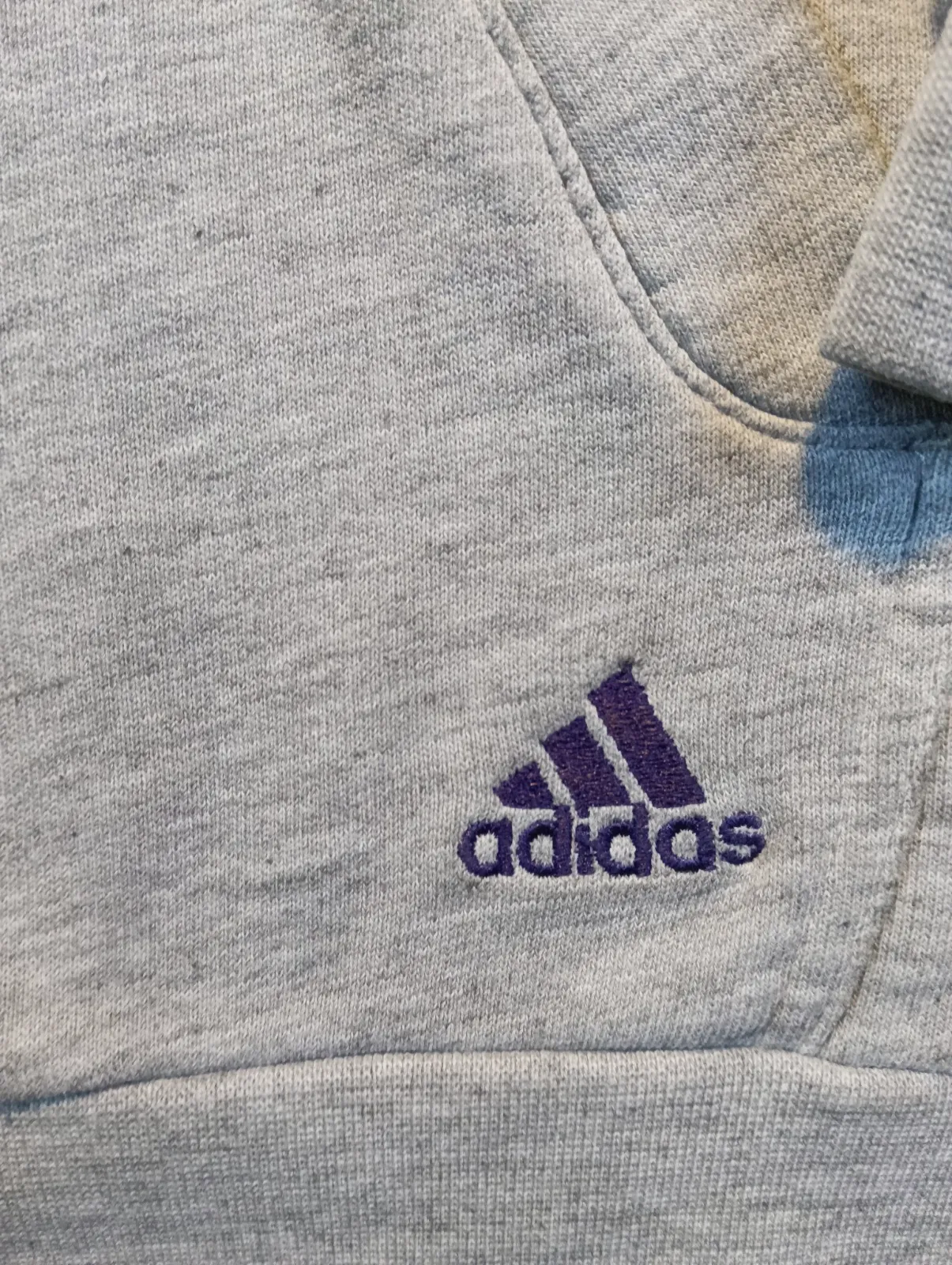 Sweat à capuche Adidas gris avec bandes violettes – Adidas – taille L 4