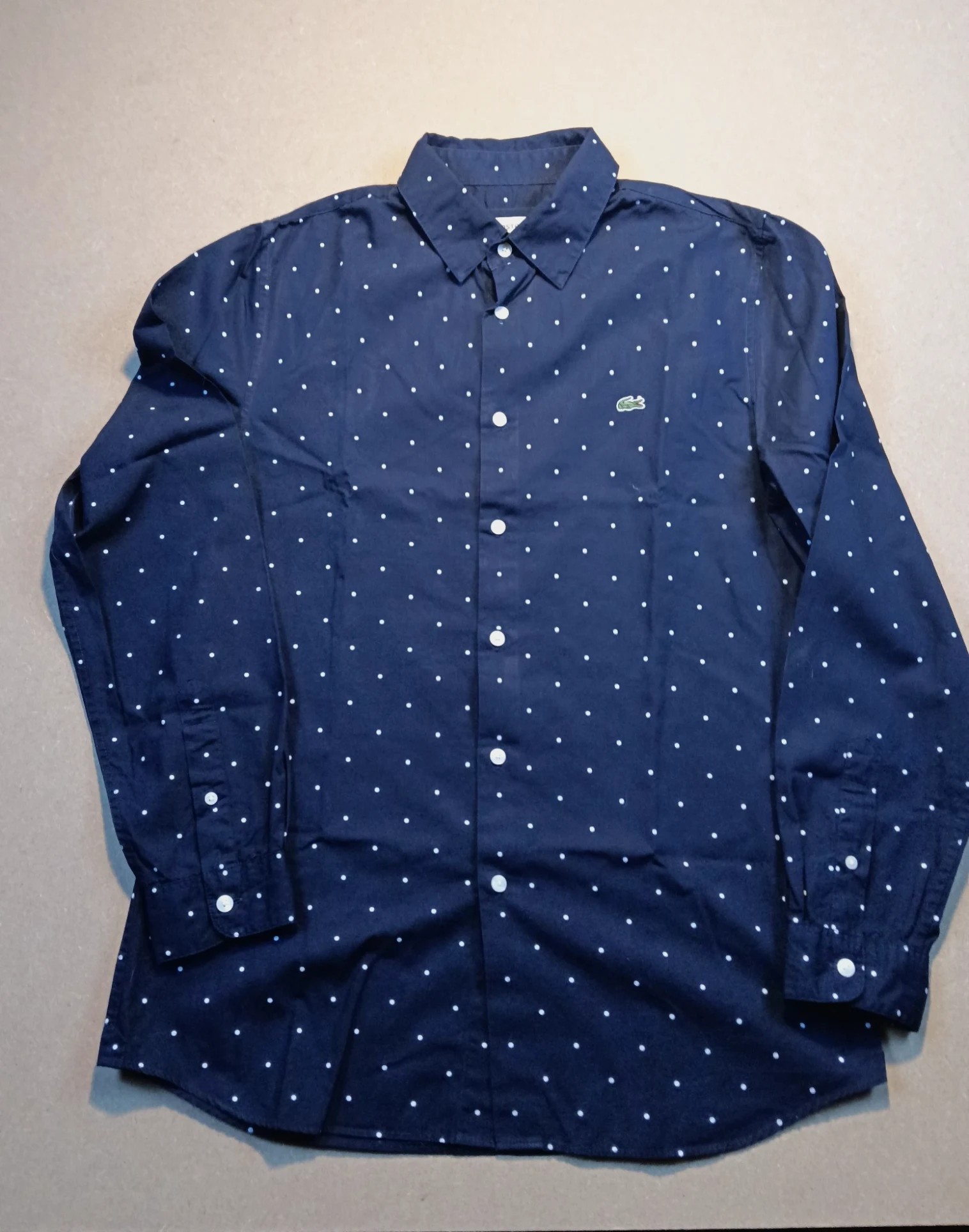 Chemise à pois bleu marine Lacoste