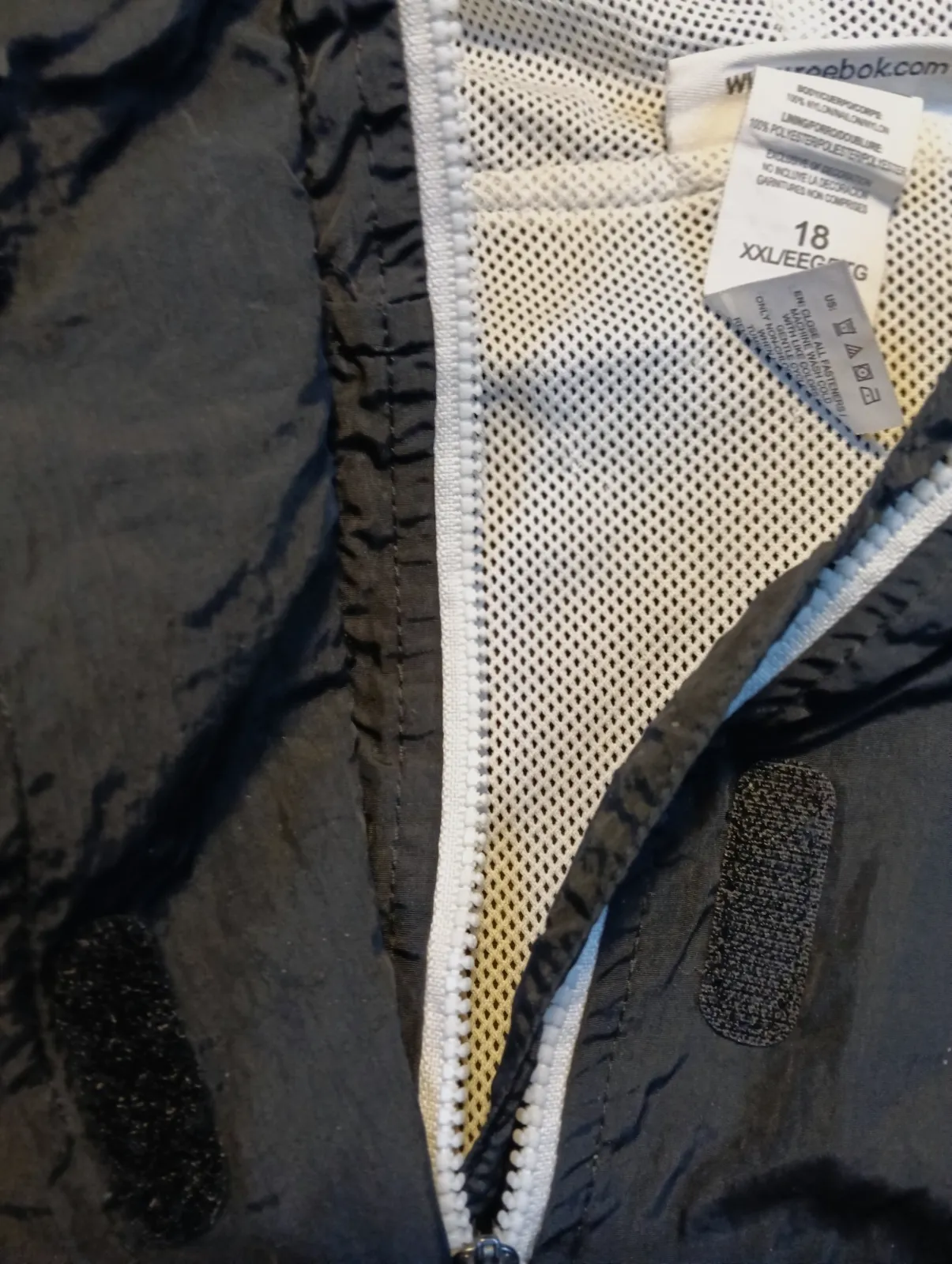 Veste coupe-vent à capuche Reebok noire – Reebok – taille L 3